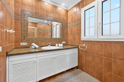 Baño de los dormitorios de la planta baja