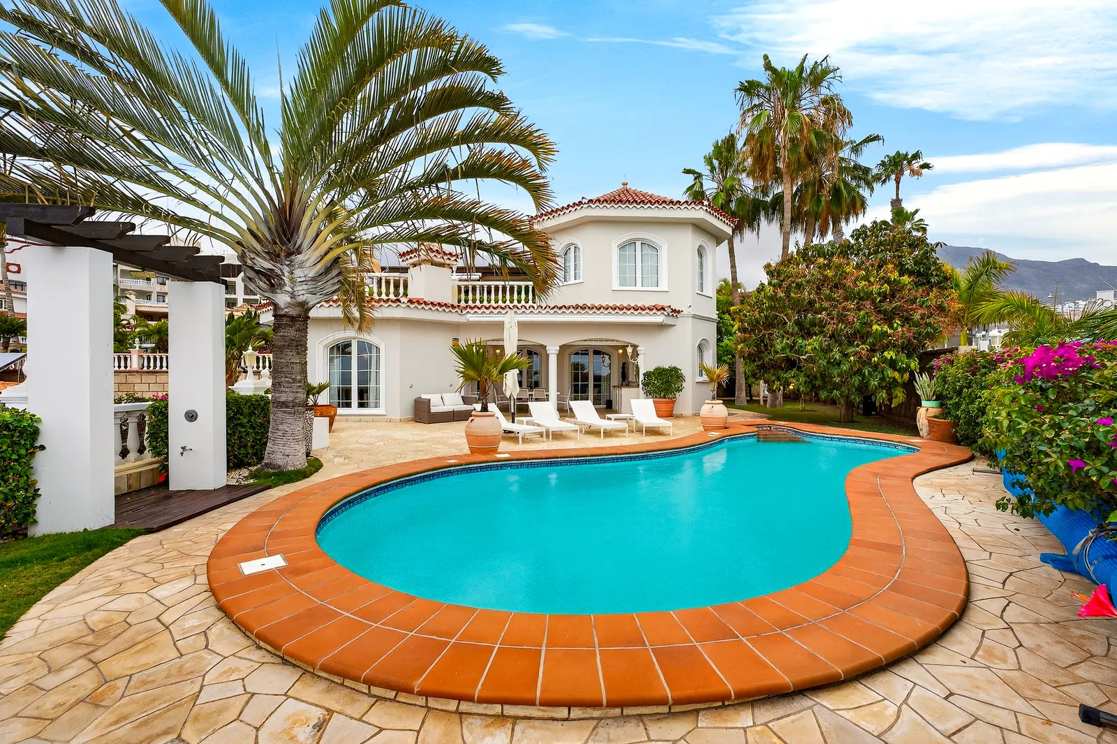 Luxury villa with private heated pool and tropical garden, El Duque, Tenerife
